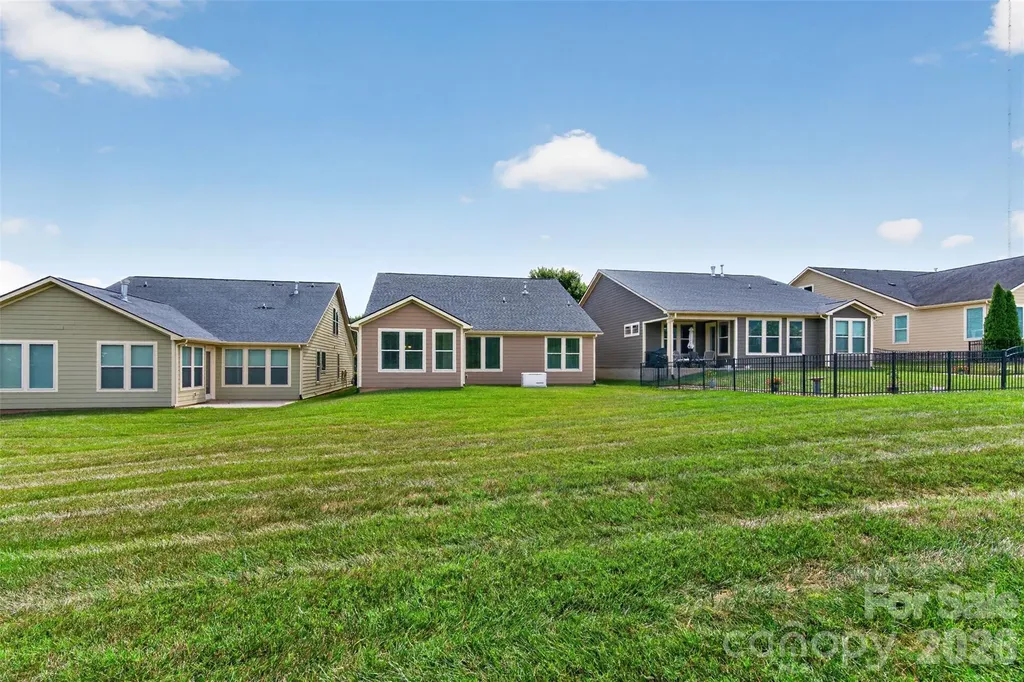 127 Johnson Manor Street Mooresville NC 28115