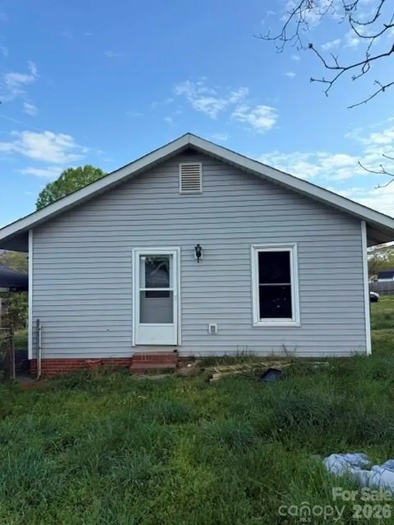 1506 Moose Road Kannapolis NC 28083