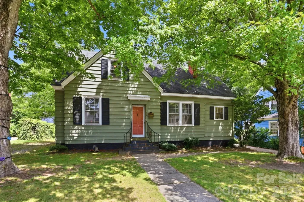 704 N Washington Street Shelby NC 28150