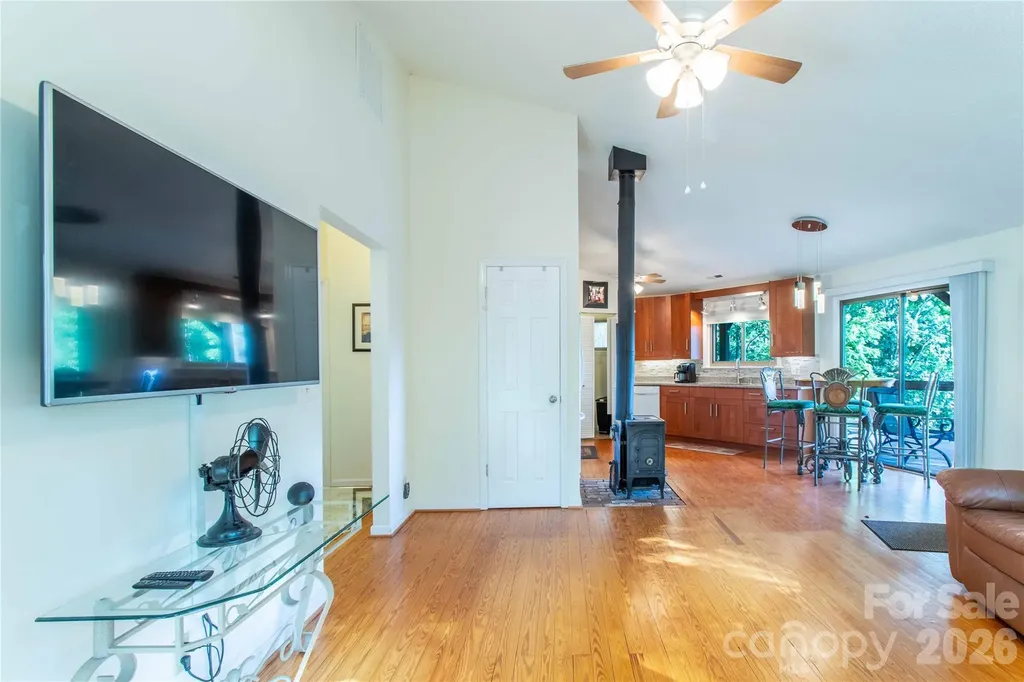 150 Freeman Knolls Drive Hendersonville NC 28792