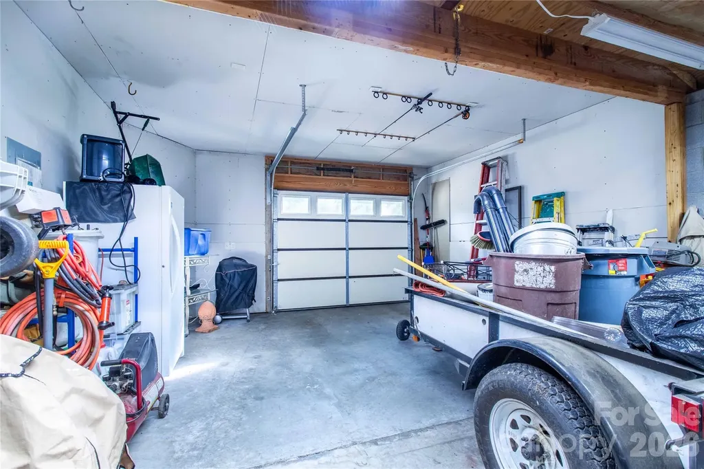 150 Freeman Knolls Drive Hendersonville NC 28792