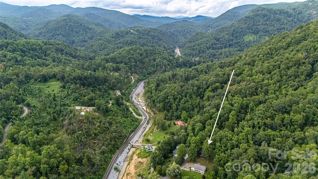 150 Freeman Knolls Drive Hendersonville NC 28792