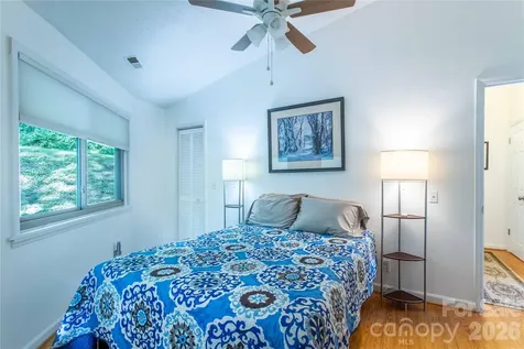 150 Freeman Knolls Drive Hendersonville NC 28792
