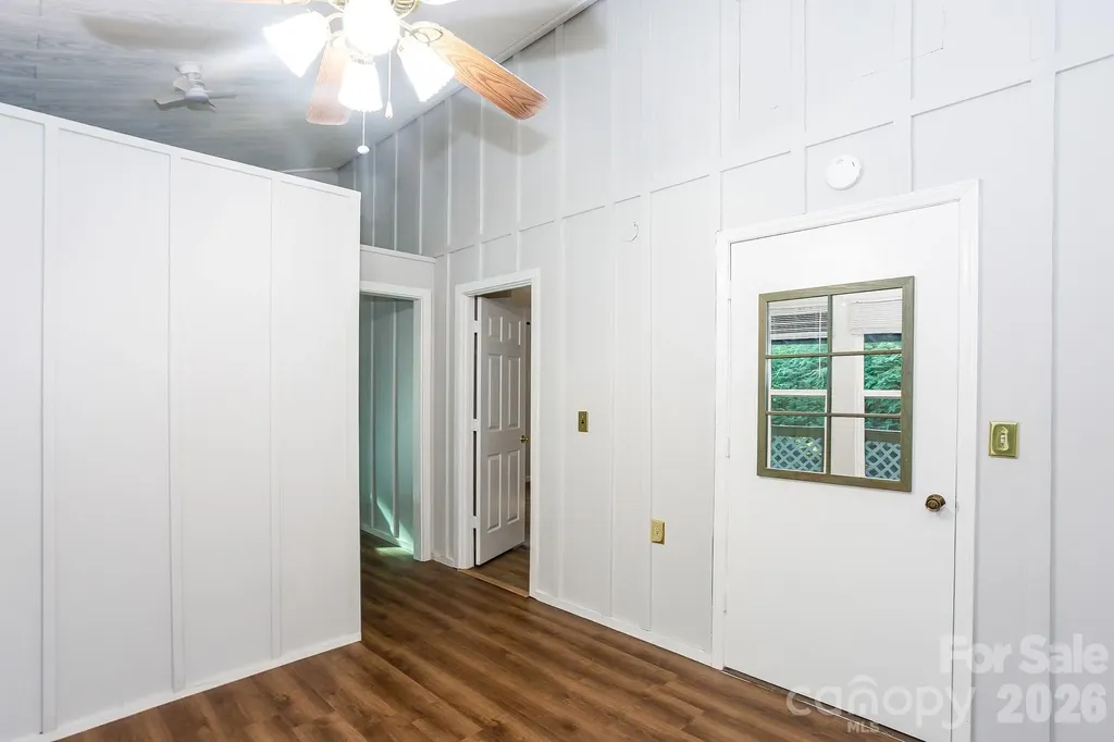 261 Black Pine Road Newland NC 28657