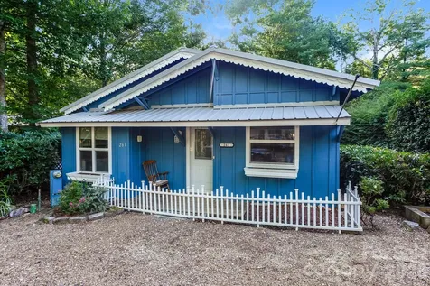 261 Black Pine Road Newland NC 28657