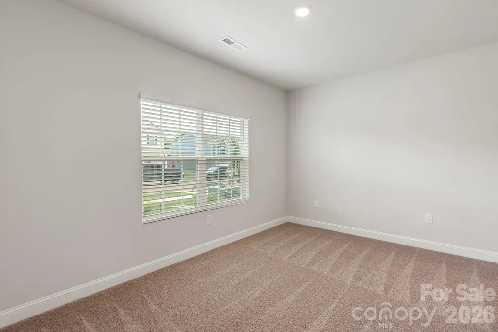 8106 Cravat Court Charlotte NC 28215