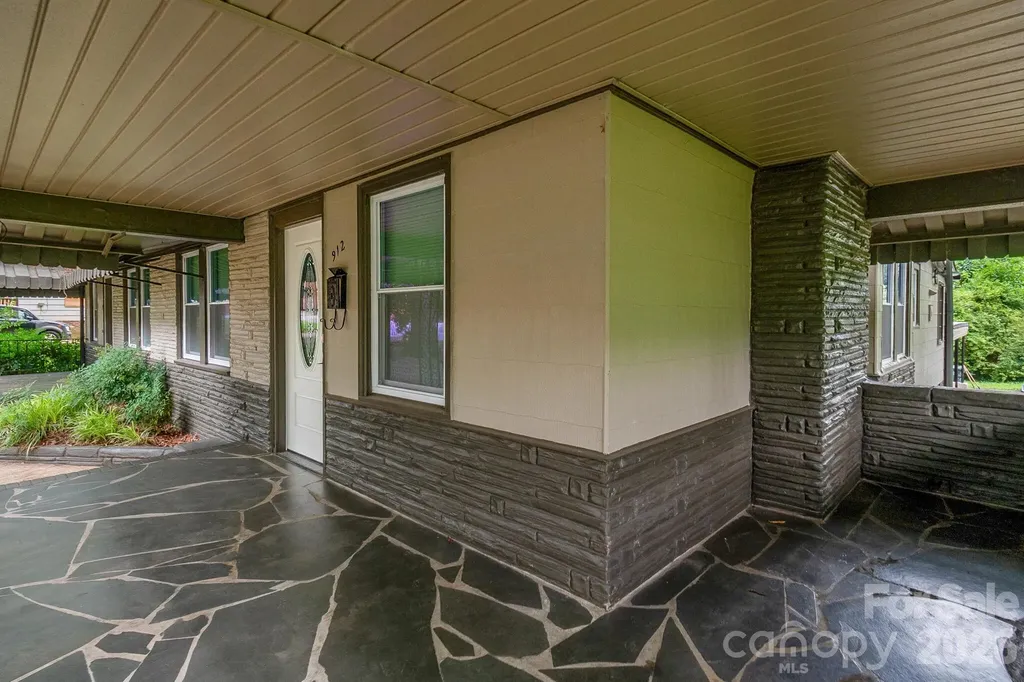 912 Rankin Avenue Gastonia NC 28052