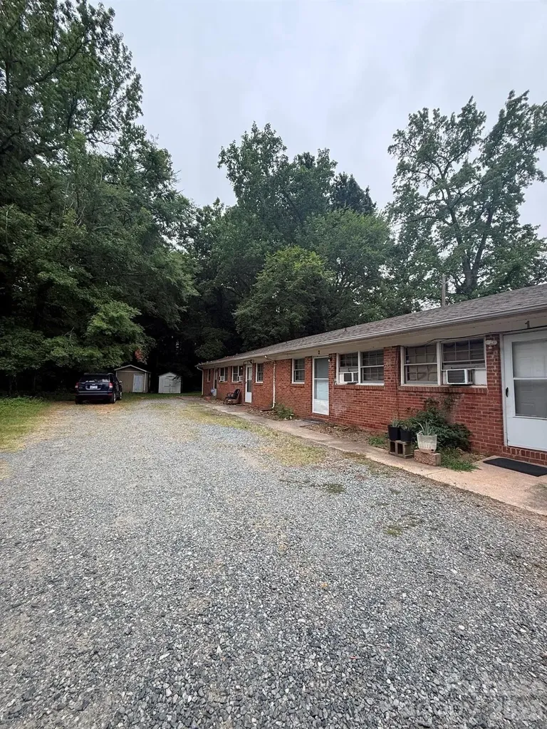 3615 Morris Field Drive Charlotte NC 28208