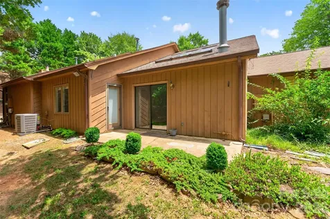 1736 12th Street NE Hickory NC 28601