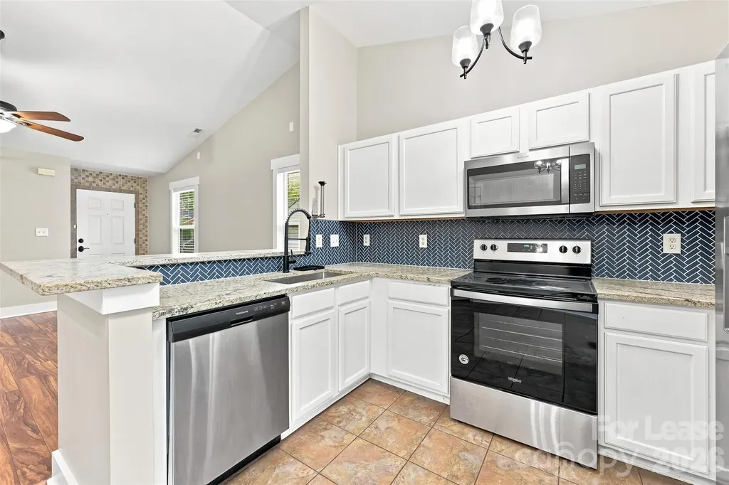 5519 Mt Mansfield Road Charlotte NC 28278