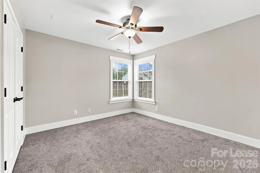 5519 Mt Mansfield Road Charlotte NC 28278