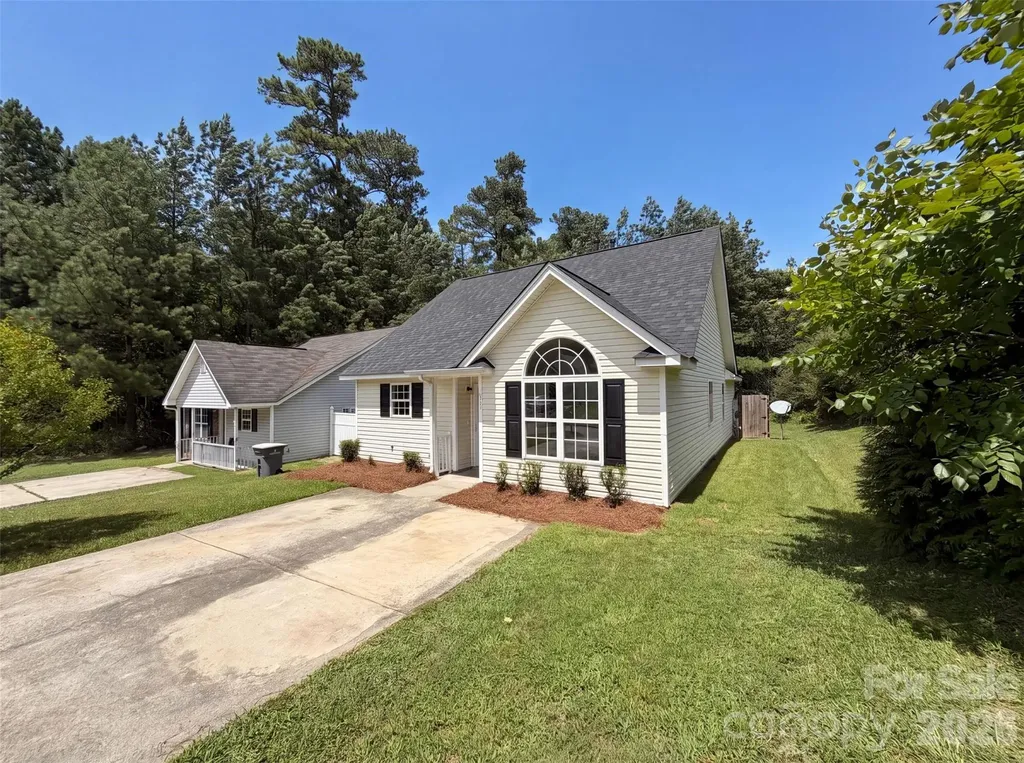 2025 Duke Adam Street Kannapolis NC 28083
