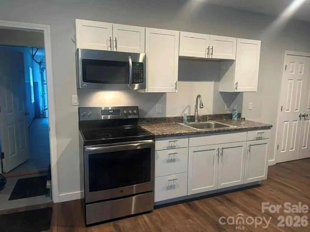 4288 Harbor Lane Sherrills Ford NC 28673