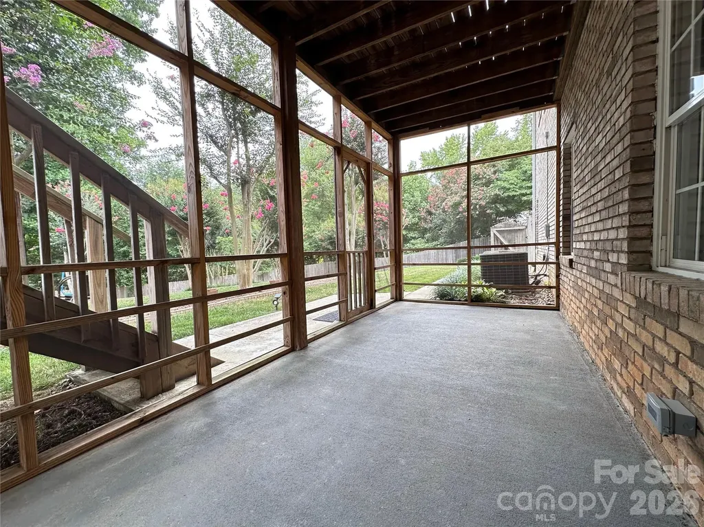 4288 Harbor Lane Sherrills Ford NC 28673