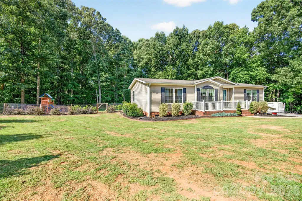 147 Ty Lin Way Troutman NC 28166