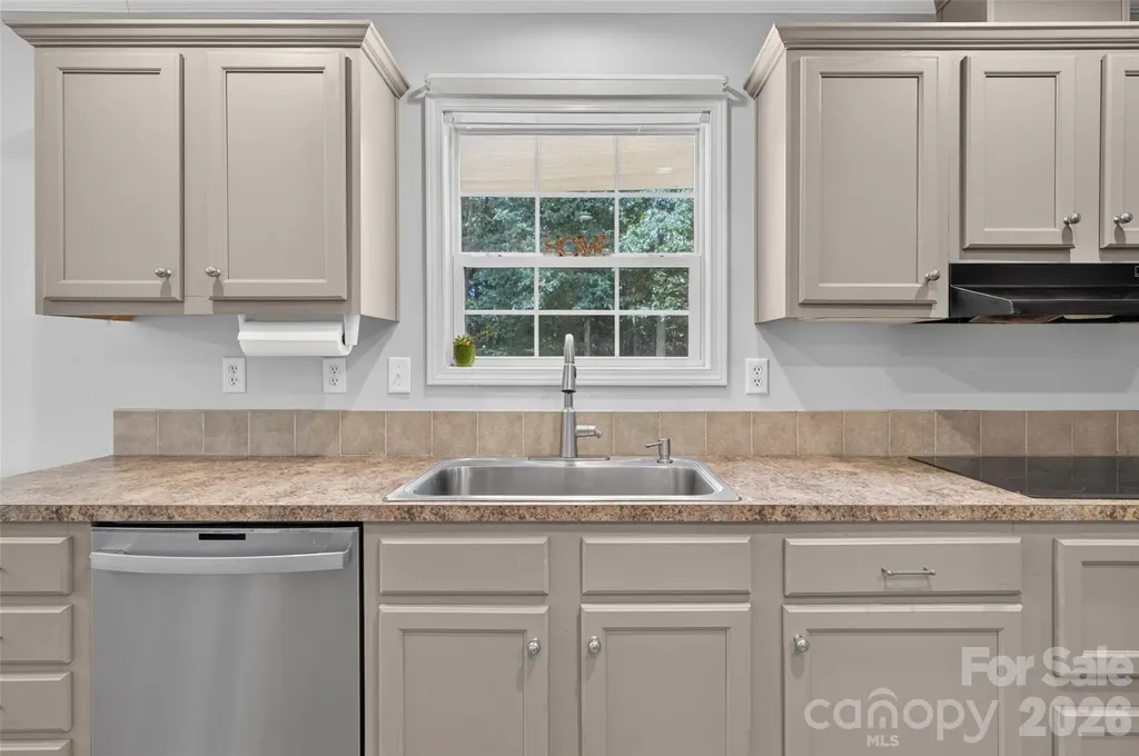 147 Ty Lin Way Troutman NC 28166