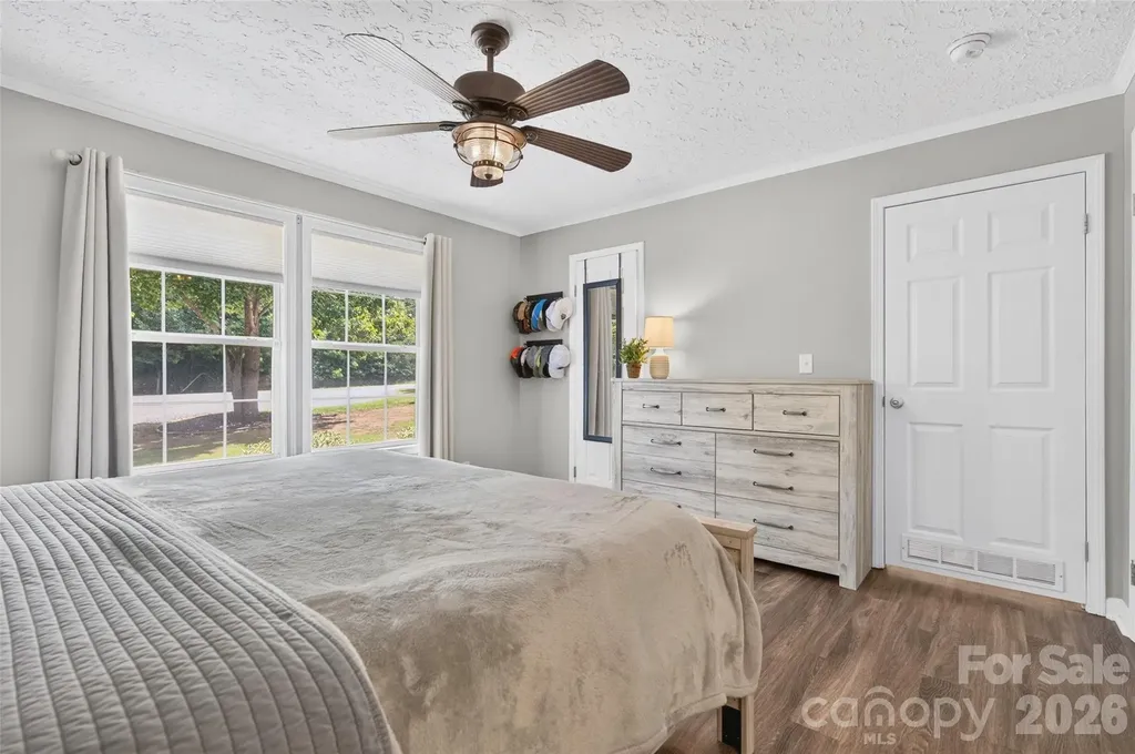 147 Ty Lin Way Troutman NC 28166