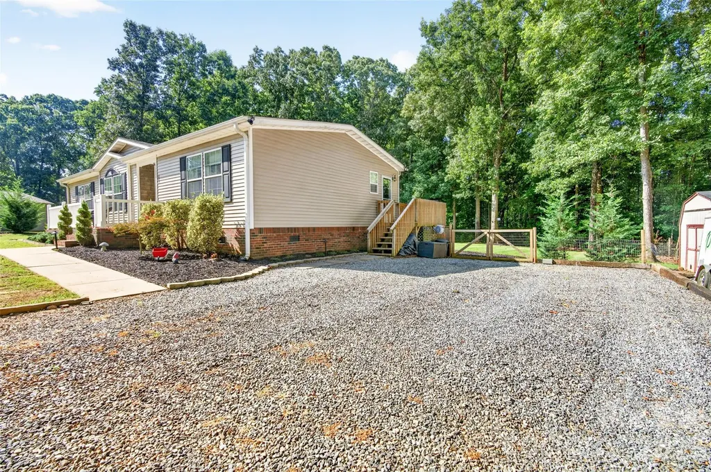 147 Ty Lin Way Troutman NC 28166