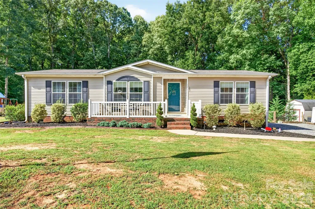 147 Ty Lin Way Troutman NC 28166