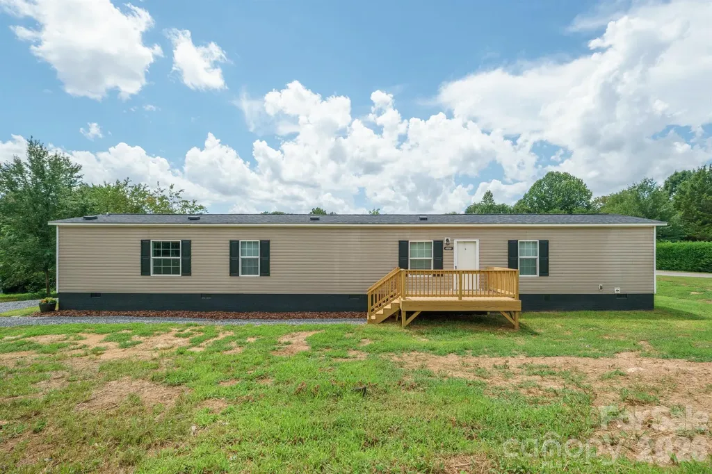 4059 Beach Road Hudson NC 28638