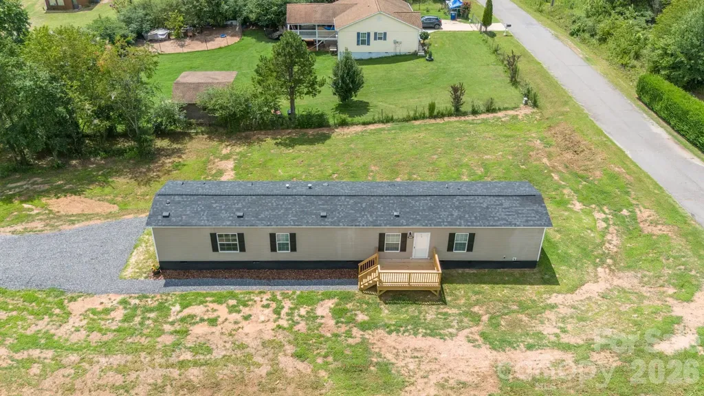 4059 Beach Road Hudson NC 28638