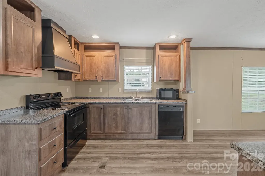 4059 Beach Road Hudson NC 28638