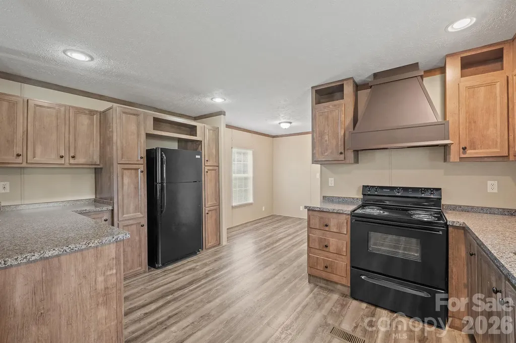 4059 Beach Road Hudson NC 28638