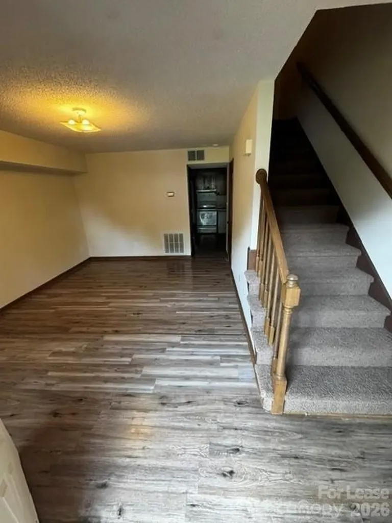 100 W 17th Street Newton NC 28658