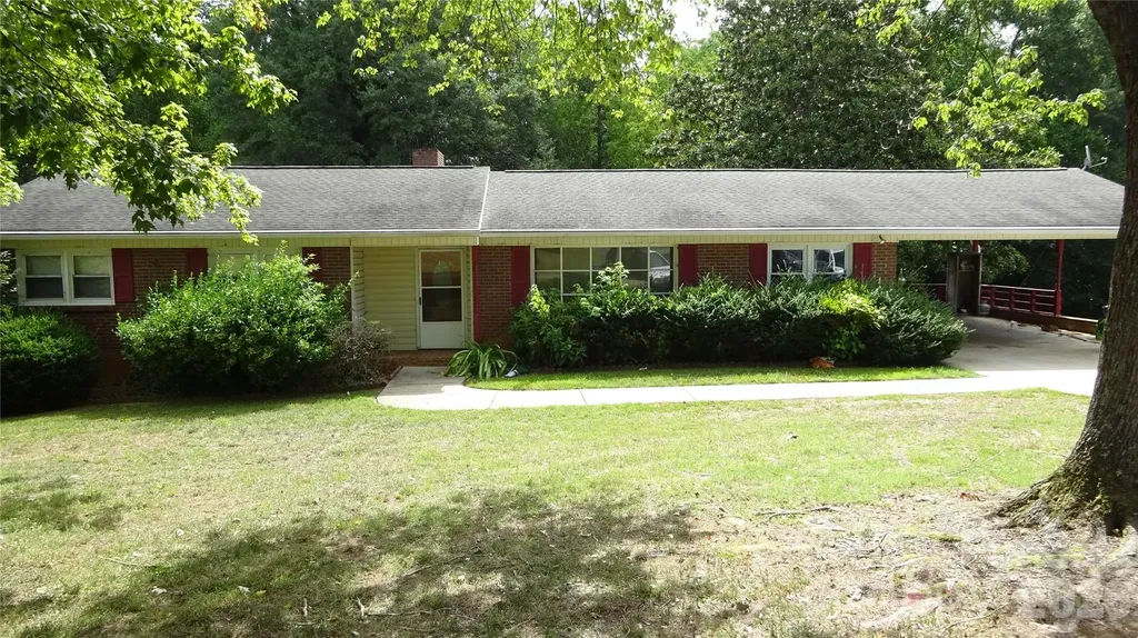 1515 Rhyne Street Shelby NC 28152