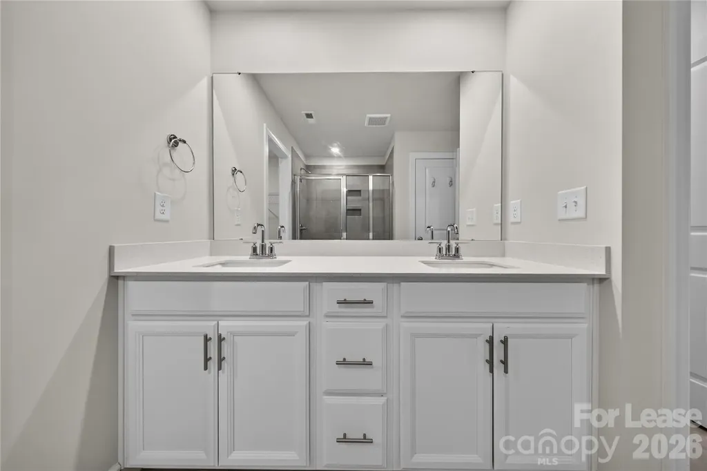 13222 Kenworth Road Charlotte NC 28278