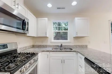 1017 Baldwin Commons Drive Arden NC 28704