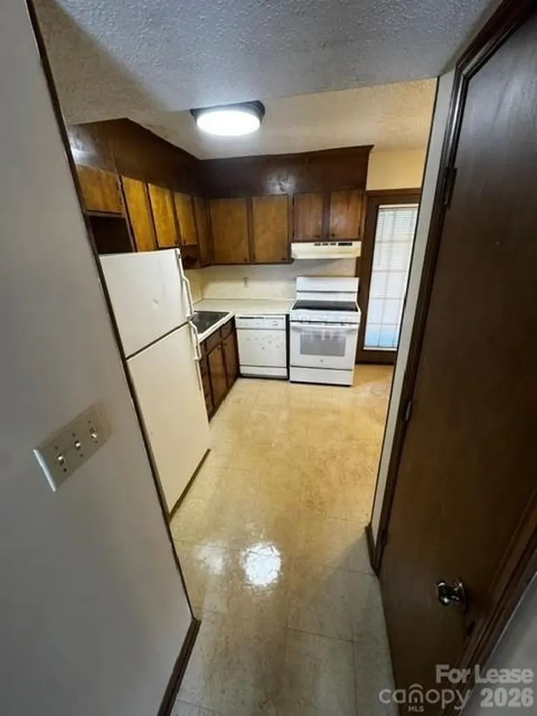 100 W 17th Street Newton NC 28658