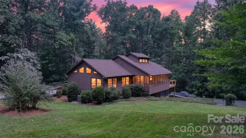 1044 Belvidere Lane Morganton NC 28655