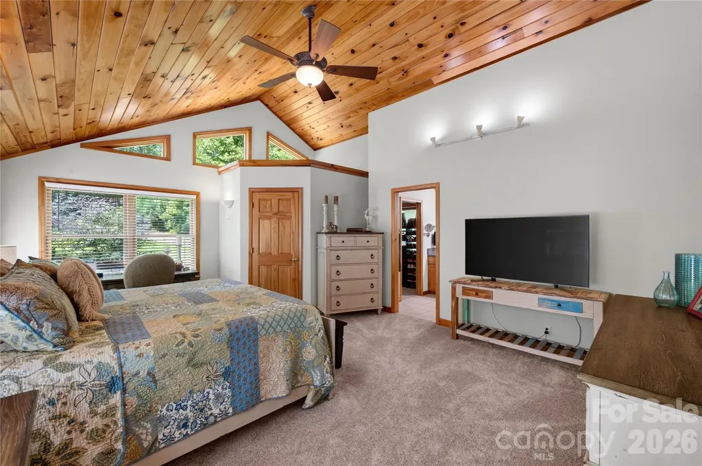 1044 Belvidere Lane Morganton NC 28655