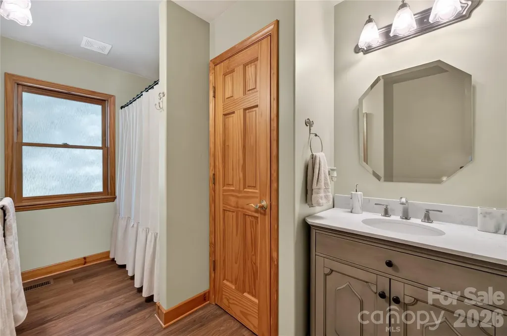 1044 Belvidere Lane Morganton NC 28655