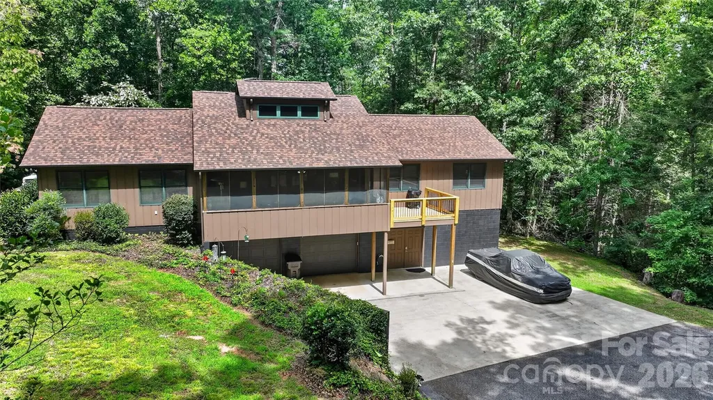 1044 Belvidere Lane Morganton NC 28655