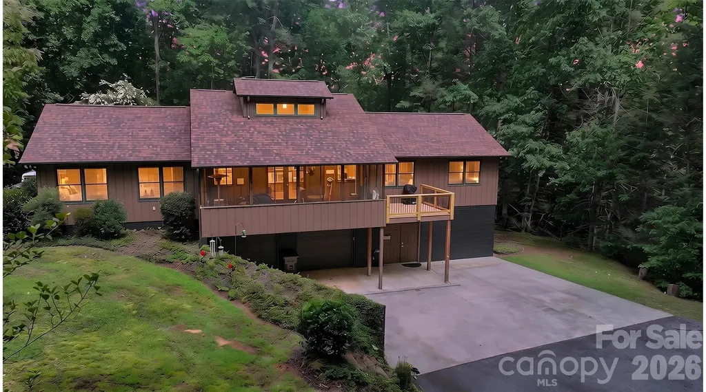 1044 Belvidere Lane Morganton NC 28655