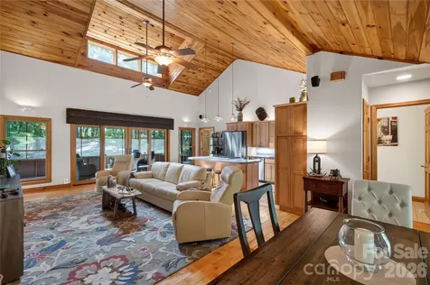 1044 Belvidere Lane Morganton NC 28655