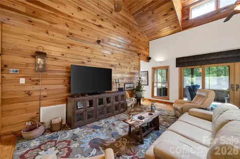 1044 Belvidere Lane Morganton NC 28655