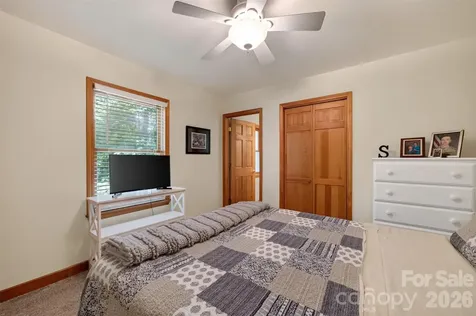 1044 Belvidere Lane Morganton NC 28655