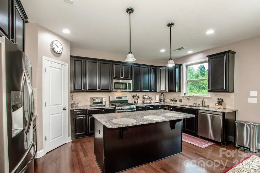 130 Eagles Landing Drive Mooresville NC 28117