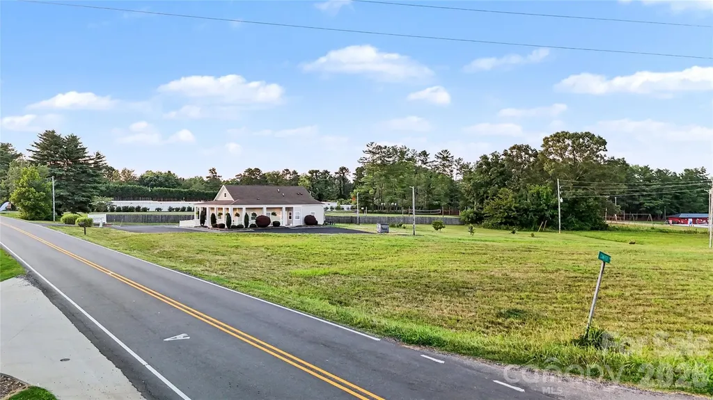 000 Old Mountain Road Statesville NC 28625