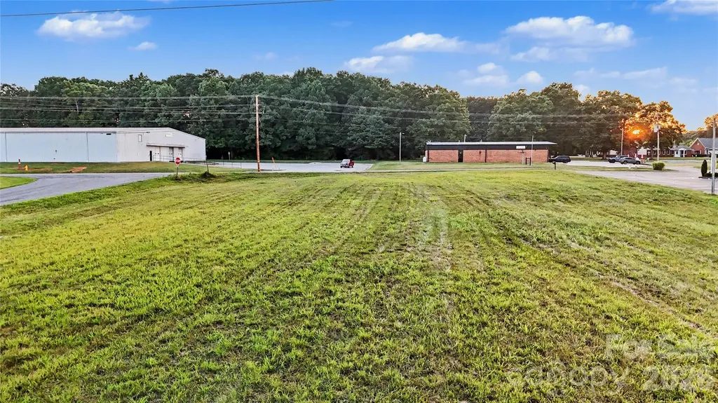 000 Old Mountain Road Statesville NC 28625