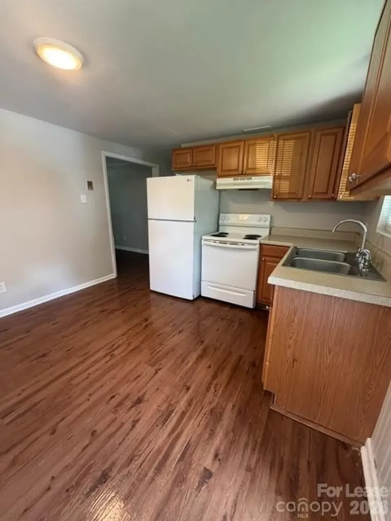1847 13th Avenue SW Hickory NC 28602