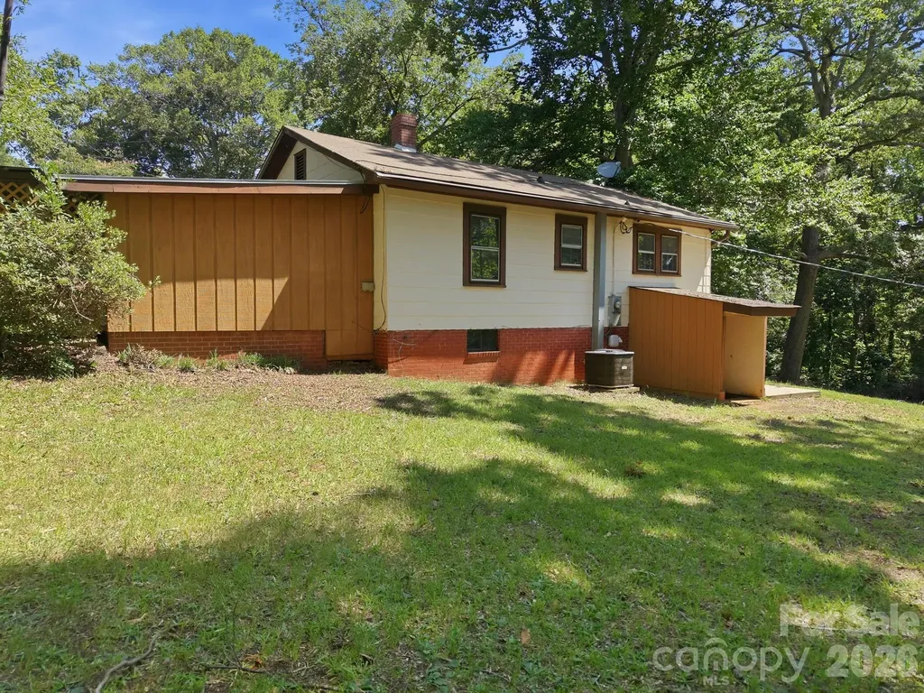 301 Meadow Street Spencer NC 28159