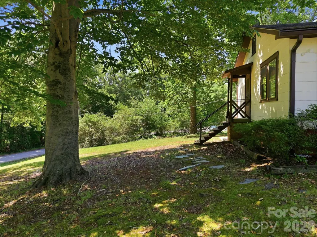 301 Meadow Street Spencer NC 28159