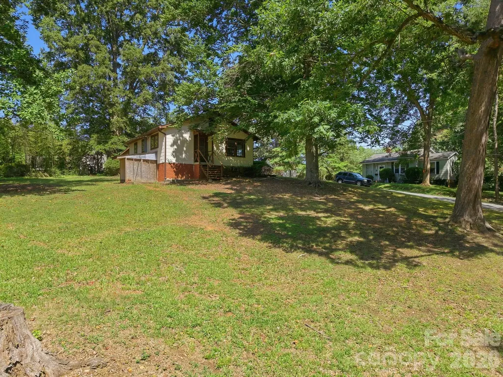 301 Meadow Street Spencer NC 28159