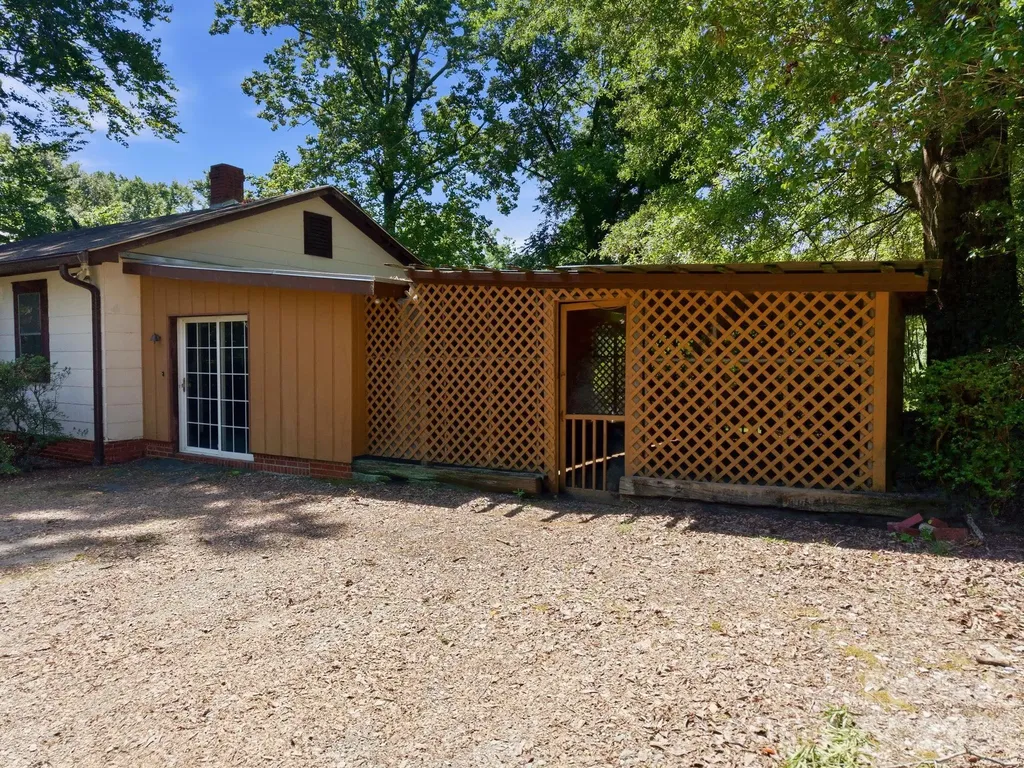301 Meadow Street Spencer NC 28159