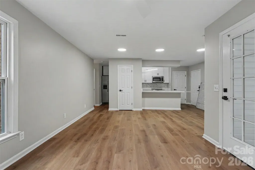 6260 Rosecroft Drive Charlotte NC 28215