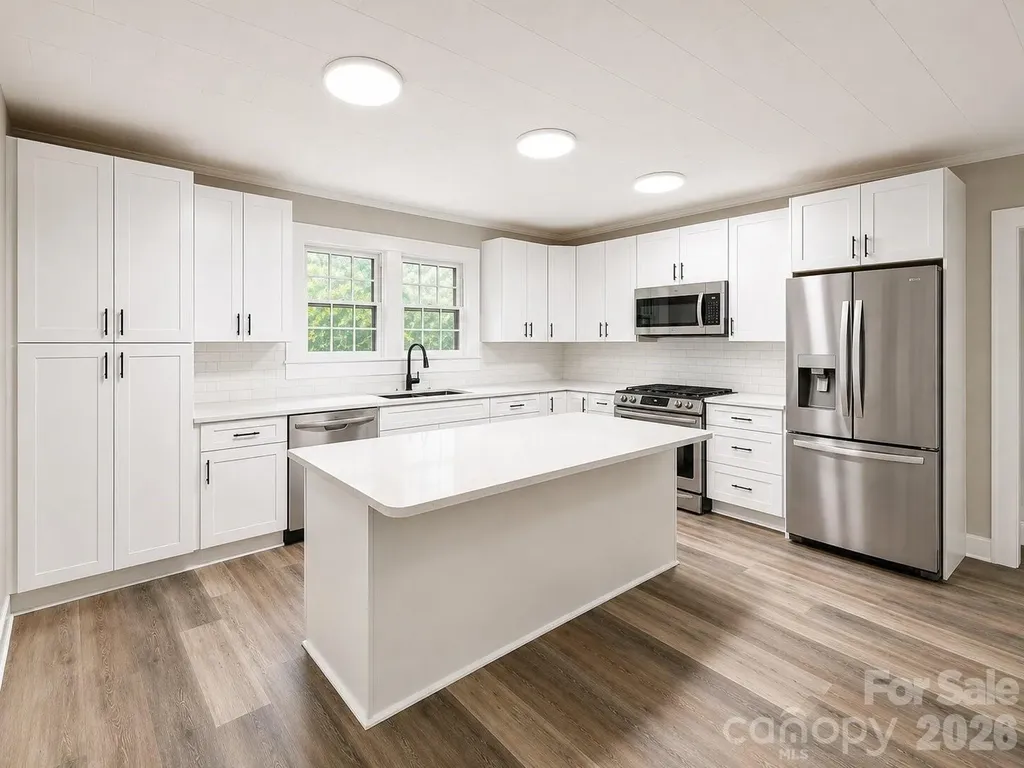 113 Mountain View Street Morganton NC 28655